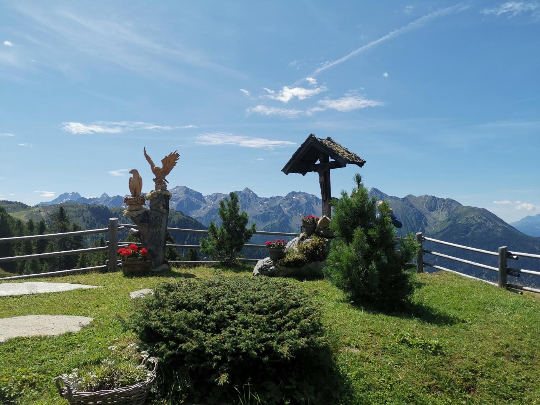 Pitztal Living Aparthotel Jerzens Exterior foto